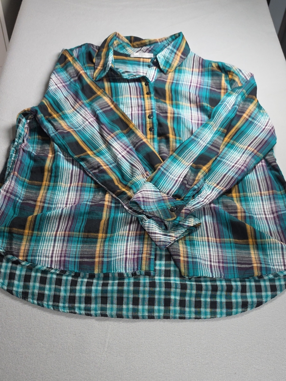 Size 1X Lee Riders Women's Teal Plaid Long-Sleeve Button-Up Top
